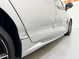 Toyota Corolla HB 1.8 HEV GR Sport picture 10