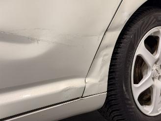 Toyota Avensis 1.8 VVT-i Linea Sol Clima NAP picture 15