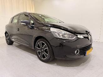 skadebil auto Renault Clio Estate 0.9 TCe Expression Navi/Airco 2013/5