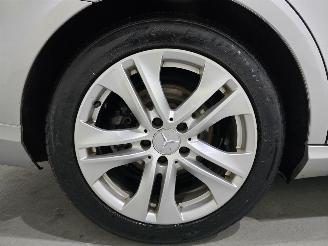 Mercedes E-klasse 200 CGI Avantgarde AUT 135Kw Bjr.2011 picture 20