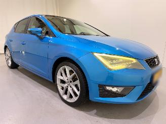 krockskadad bil auto Seat Leon 1.4 TSI FR Business Pano/Clima 2013/10
