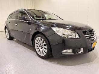 uszkodzony samochody osobowe Opel Insignia SPORTS TOURER 2.0 CDTI Cosmo 2010/5