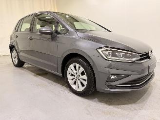 krockskadad bil auto Volkswagen Golf Sportsvan VII 1.0 TSI Aut7 Comfort 2019/4