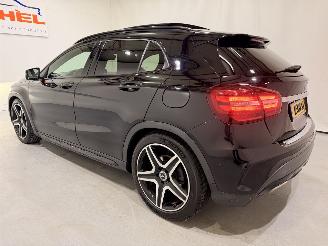 Mercedes GLA 220 4Matic Premium Plus AMG Aut7 picture 4