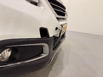 Peugeot 2008 1.2 PureTech Allure Automaat picture 15