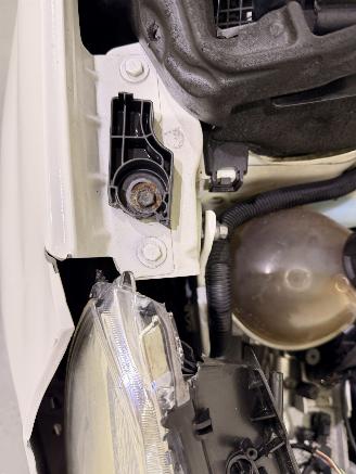 Peugeot 2008 1.2 PureTech Allure Automaat picture 15