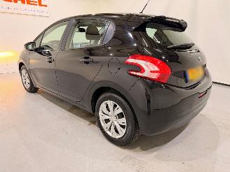 Peugeot 208 HB 1.2 VTi Envy Clima picture 2