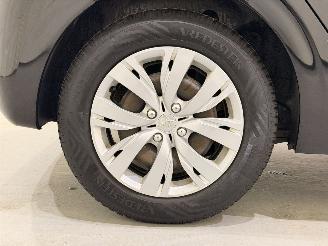 Peugeot 208 HB 1.2 VTi Envy Clima picture 19