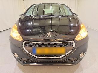 Peugeot 208 HB 1.2 VTi Envy Clima picture 3