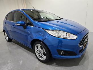 Schadeauto Ford Fiesta 1.0 Titanium AC Navi LM  59Kw Bjr.2015 2015/5
