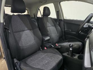 Kia Picanto 1.0 CVVT Airco 5.DRs Bjr.2011 picture 20