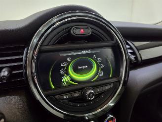 Mini Cooper S 2.0 Chill Serious Business PANO  LEDER 141Kw Bjr.2016 picture 13