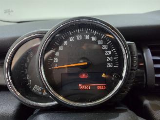 Mini Cooper S 2.0 Chill Serious Business PANO  LEDER 141Kw Bjr.2016 picture 17