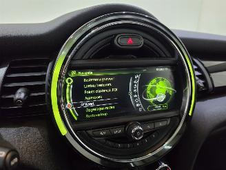 Mini Cooper S 2.0 Chill Serious Business PANO  LEDER 141Kw Bjr.2016 picture 14