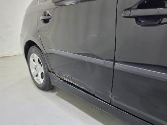 Toyota Prius 1.8 Hybrid Comfort 100Kw Bjr.2010 picture 16