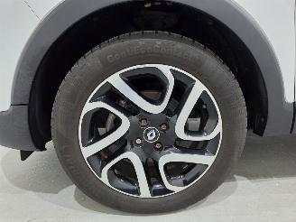 Renault Captur 1.2 TCe Dynamique Cruise Trekhaak 87Kw Bjr.2017 picture 32