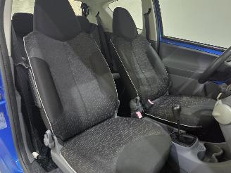 Peugeot 107 1.0-12V XR 3.Drs Bjr.2009 picture 15