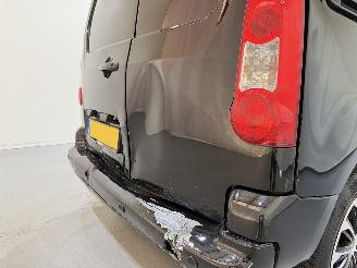 Peugeot Partner 1.6 e-HDI 90 Navteq XT Automaat Navi/Airco picture 12