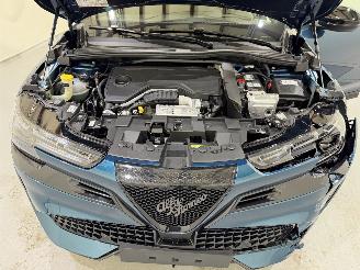 Alfa Romeo Junior Ibrida 1.2 VGT 136/145 MHEV aut picture 15