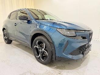 Schadeauto Alfa Romeo Junior Ibrida 1.2 VGT 136/145 MHEV aut 2025/3