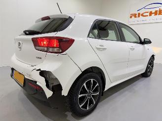 Kia Rio HB 1.0 T-GDI ComfortPlusLine Navigator picture 16