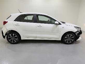 Kia Rio HB 1.0 T-GDI ComfortPlusLine Navigator picture 29