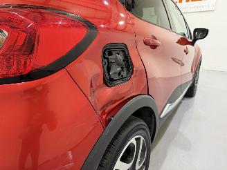 Renault Captur 0.9 TCe Helly Hansen NAP picture 18