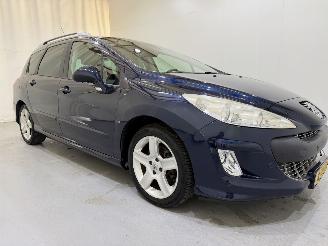 uszkodzony samochody osobowe Peugeot 308 SW 1.6 THP Signature Automaat 2010/10