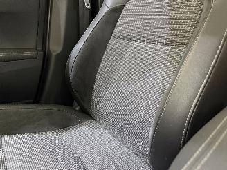 Toyota Auris HB 1.8 Hybrid Dynamic Aut. picture 35