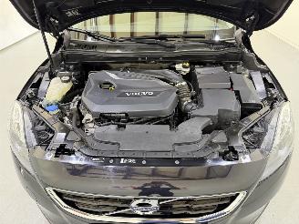 Volvo V-40 1.6 T2 Momentum Navi picture 30