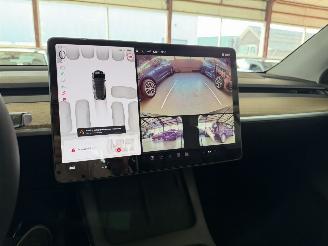 Tesla Model Y Standard Range picture 22