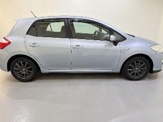 Toyota Auris HB 1.8 Hybrid Aspiration Clima/Navi picture 7