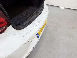 Volkswagen Polo V HB 1.0 Connected Series picture 9