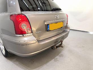 Toyota Avensis Wagon 2.0 VVT-i Executive picture 20