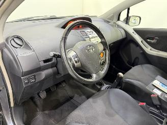 Toyota Yaris HB 1.8 Dual VVT-i TS Clima picture 7