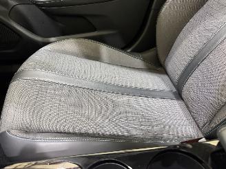 Peugeot 2008 e-2008 EV Blue Allure Navi/Clima picture 19