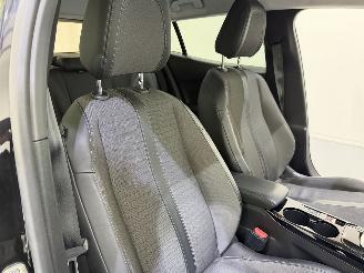 Peugeot 2008 e-2008 EV Blue Allure Navi/Clima picture 23