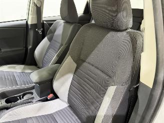 Toyota Auris HB 1.8 Hybrid Comfort Dynamic picture 36