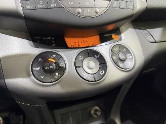 Toyota Rav-4 2.0 VVTi Linea Sol 4WD NAP picture 28
