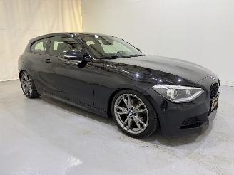 BMW 1-serie 125d High Executive M Aut8 picture 35