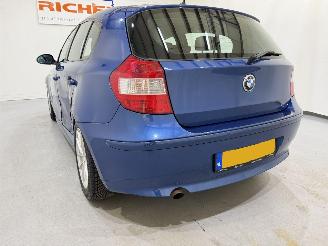 BMW 1-serie HB 118i Executive picture 17