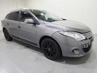 Damaged car Renault Mégane Grandtour 1.4 TCe Expression 96Kw 2010/2