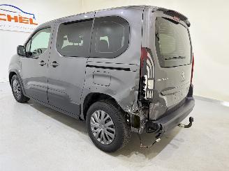 Peugeot Rifter MPV 1.2 PureTech 110 Style picture 31
