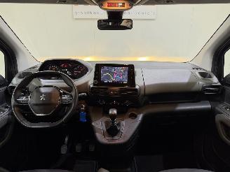 Peugeot Rifter MPV 1.2 PureTech 110 Style picture 20