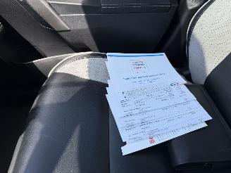 Toyota Auris Touring Sports 1.8 Hybrid Lease+ Pano/Clima/Navi picture 17