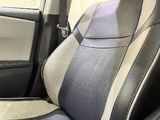 Toyota Auris Touring Sports 1.8 Hybrid Lease+ Pano/Clima/Navi picture 14
