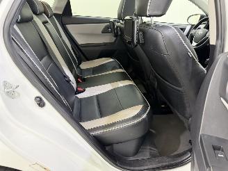 Toyota Auris Touring Sports 1.8 Hybrid Lease+ Pano/Clima/Navi picture 32