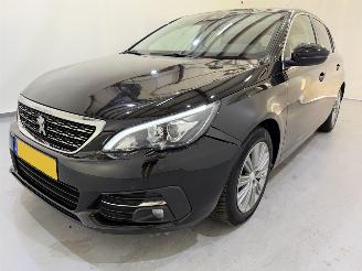 Peugeot 308 HB 1.2 PureTech Allure Pano picture 48