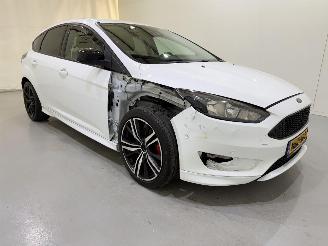 skadebil auto Ford Focus HB 1.5 EcoBoost Titanium 2016/9