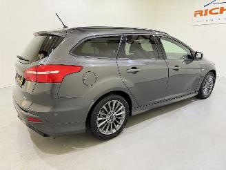 Ford Focus Wagon ST-Line 140 EcoBoost picture 6
